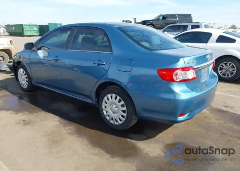 2013 Toyota Corolla Le z USA, uszkodzony, nr VIN 5YFBU4EE5DP155857